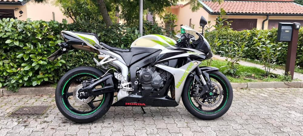 Honda CBR 600 RR (2009 - 12) (3)