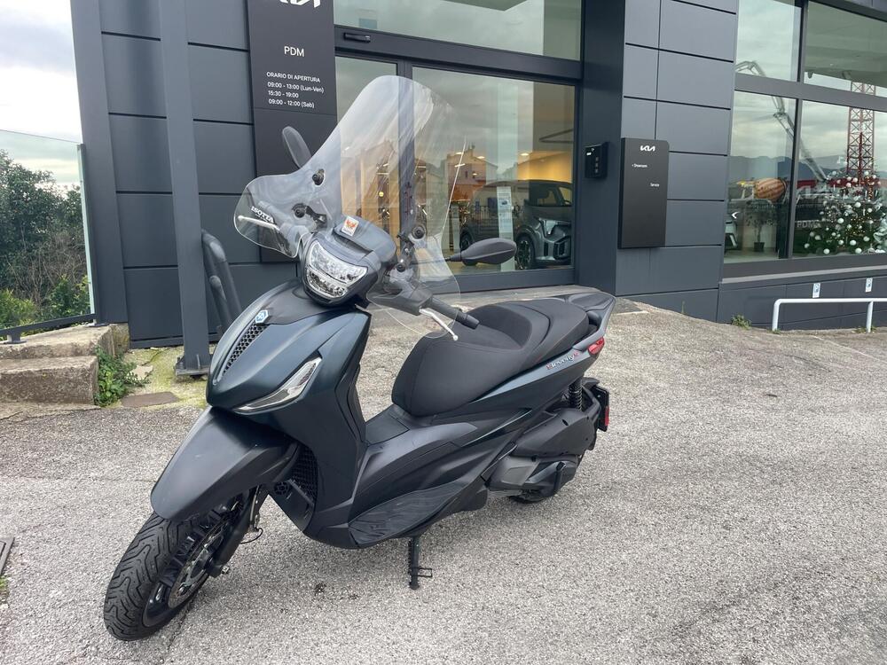 Piaggio Beverly 300 ABS-ASR (2021 - 25)