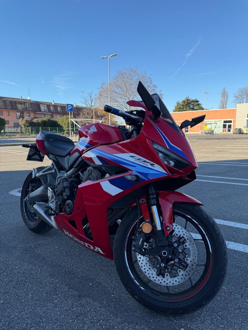 Honda CBR 650 R E-Clutch (2024 - 26) (2)