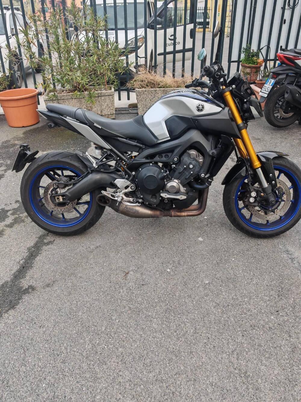 Yamaha MT-09 SP (2018 - 20) (2)