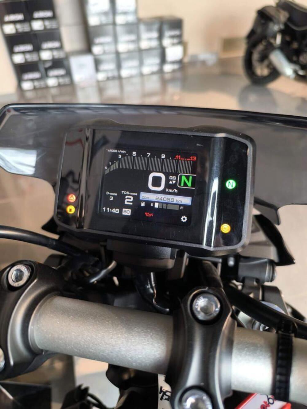Yamaha MT-09 (2021 - 23) (8)