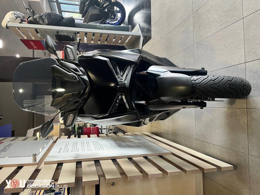 Yamaha X-Max 300 Tech Max (2021 - 24) (7)