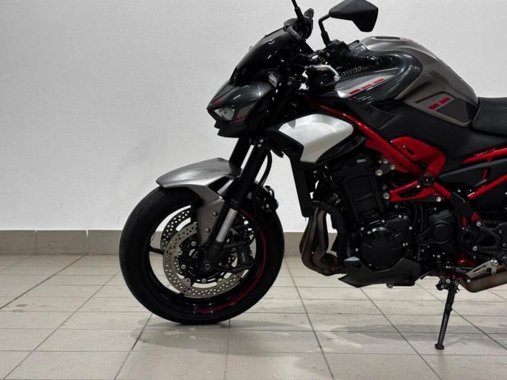 Kawasaki Z 900 (2025 - 26) (3)