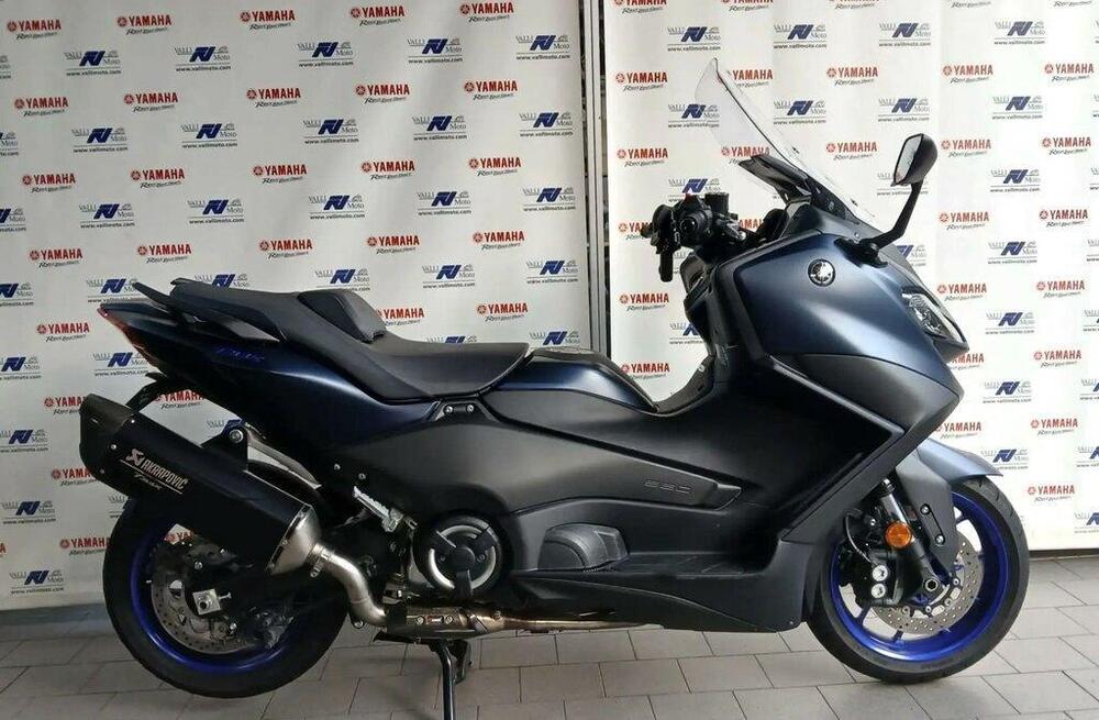 Yamaha T-Max 560 (2022 - 24)