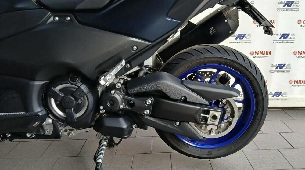 Yamaha T-Max 560 (2022 - 24) (5)