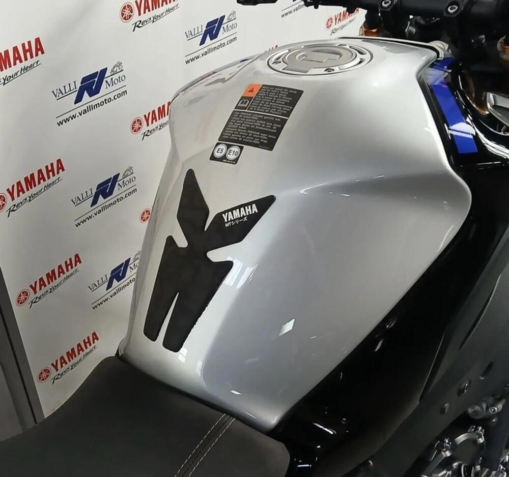 Yamaha MT-10 SP (2022 - 25) (6)