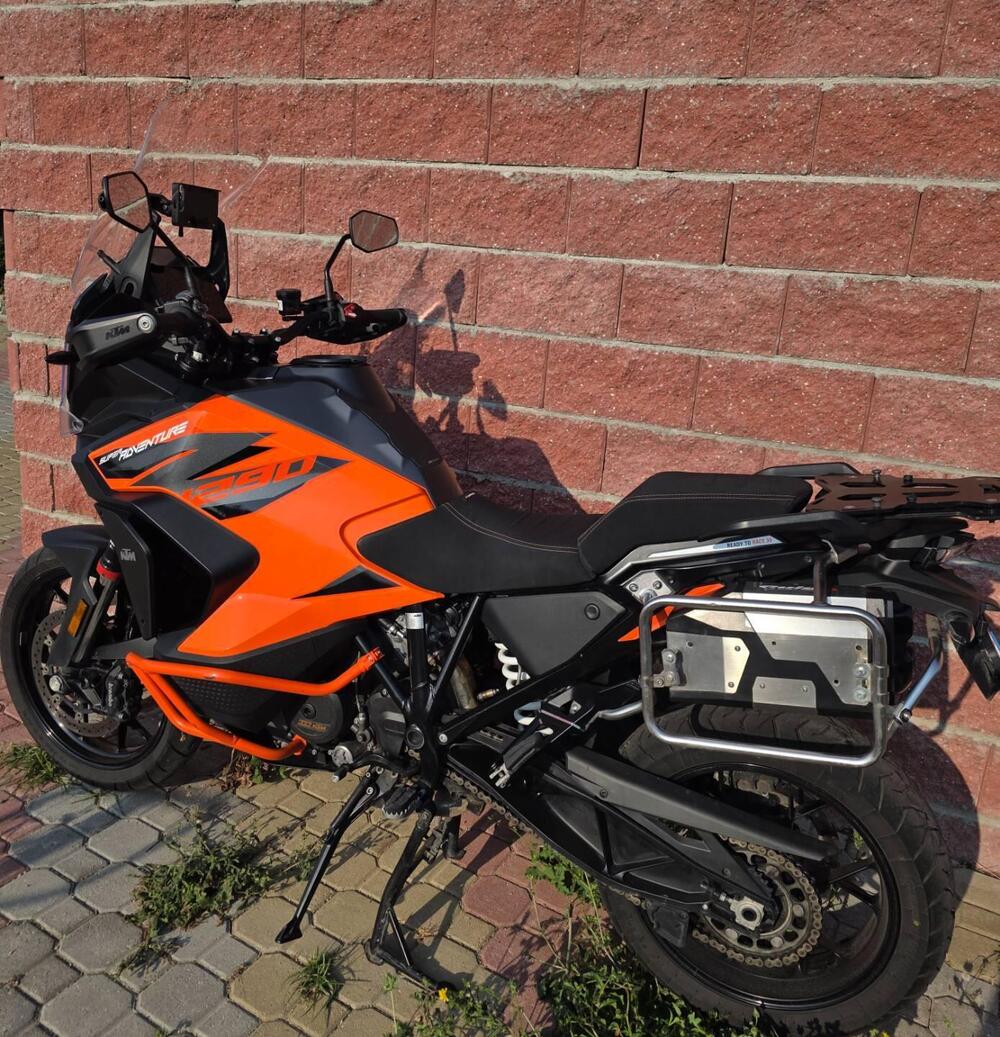 KTM 1290 Super Adventure S (2021) (2)