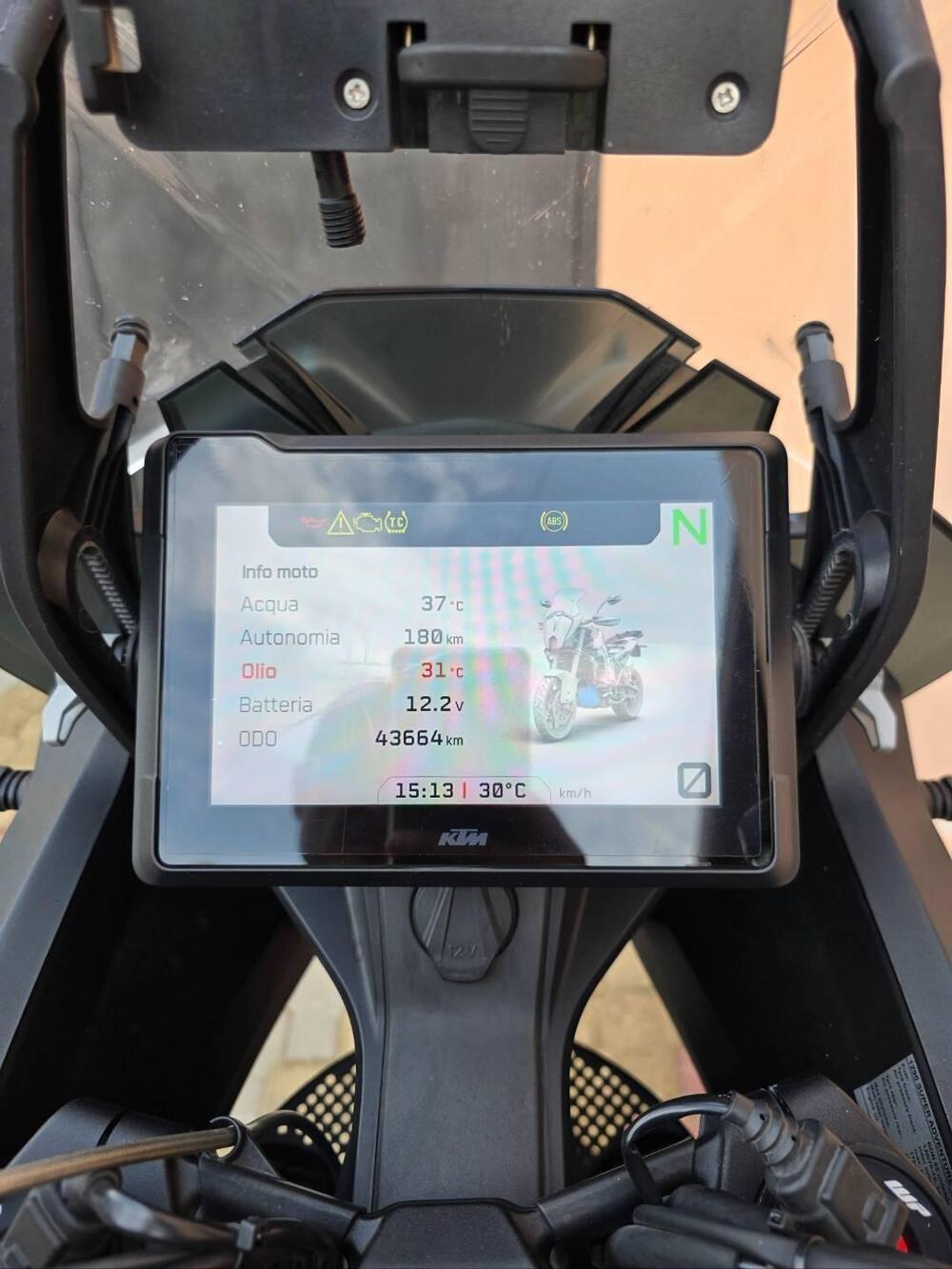 KTM 1290 Super Adventure S (2021) (8)