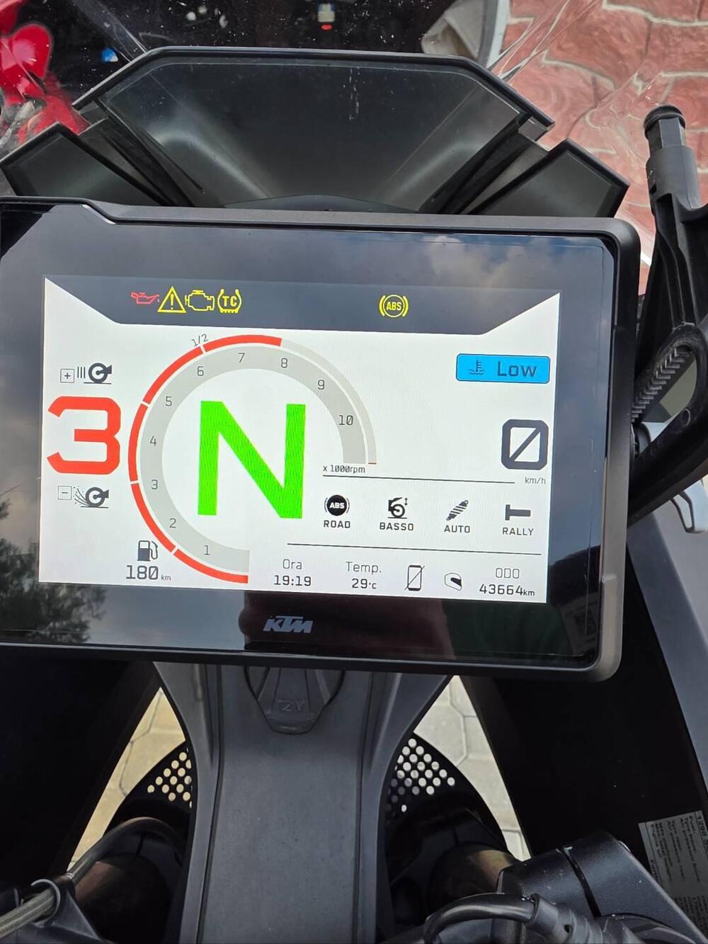 KTM 1290 Super Adventure S (2021) (11)