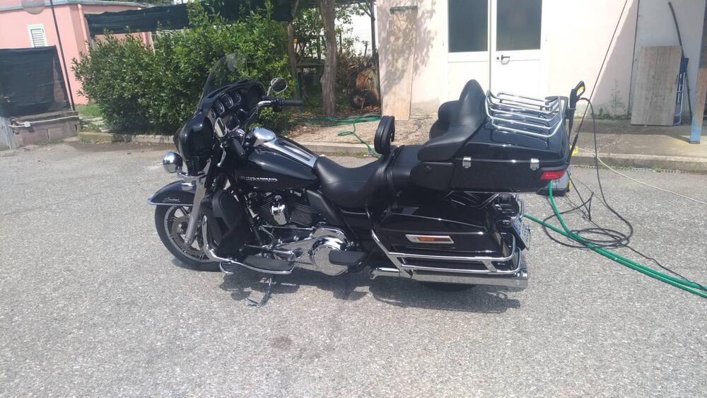 Harley-Davidson 107 Electra Glide Ultra Limited (2017 - 18) - FLHTK (3)