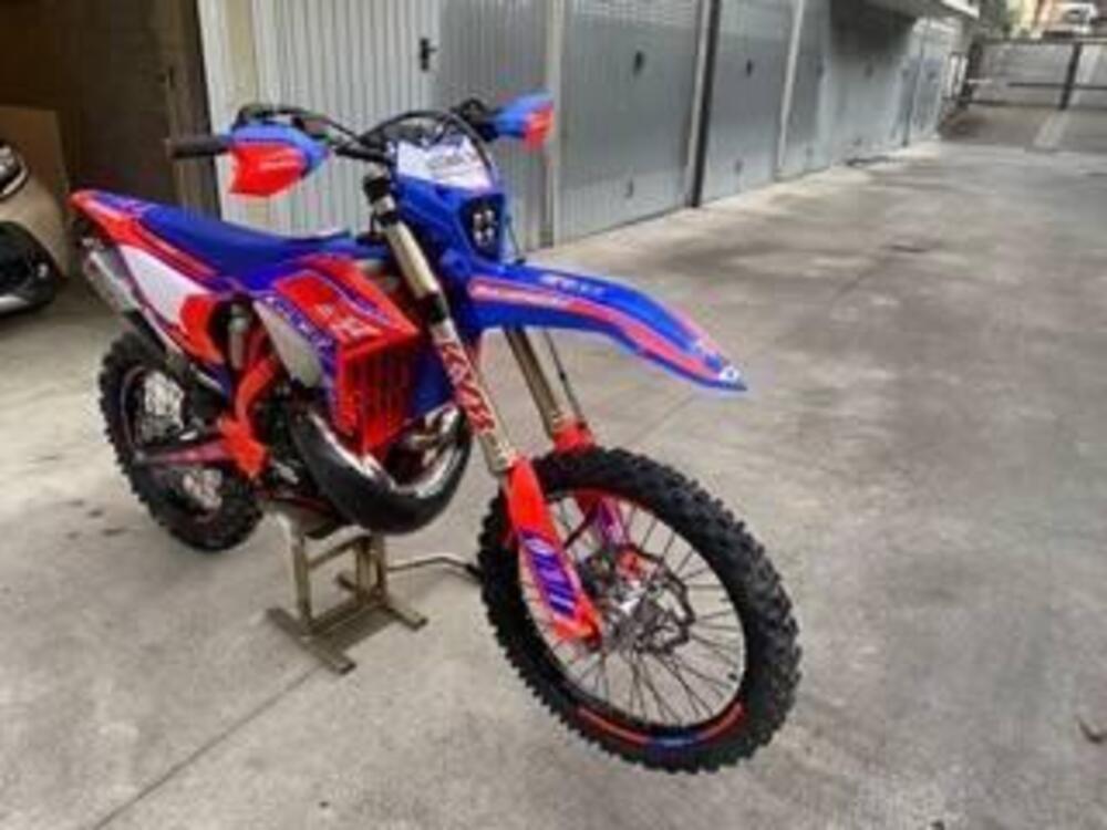 Betamotor RR 250 2T Enduro Race (2025) (7)