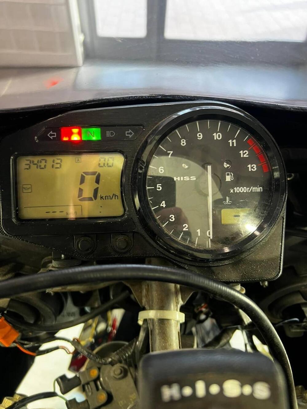 Honda CBR 900 RR Fireblade (2002 - 04) (8)