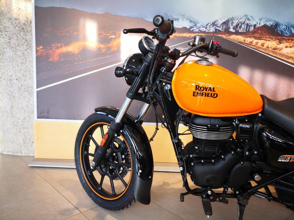Royal Enfield Meteor 350 (2021 - 26) (10)