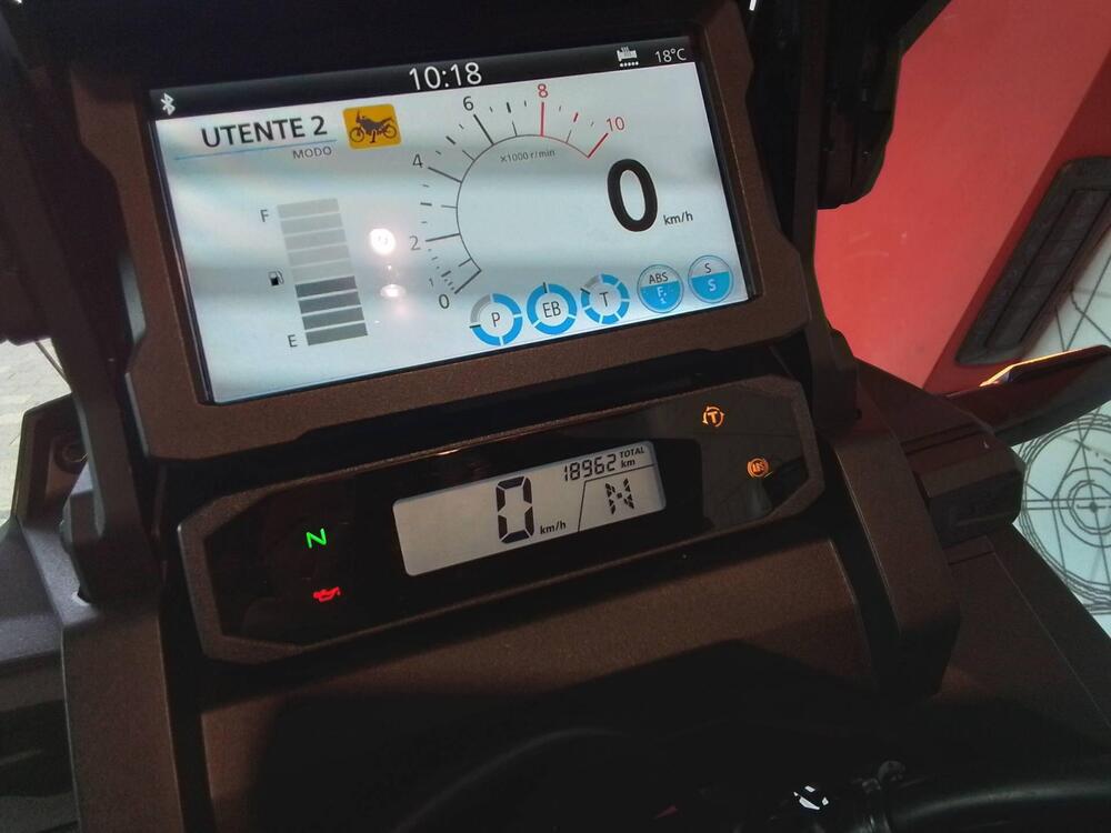 Honda Africa Twin CRF 1100L (2024 - 26) (5)