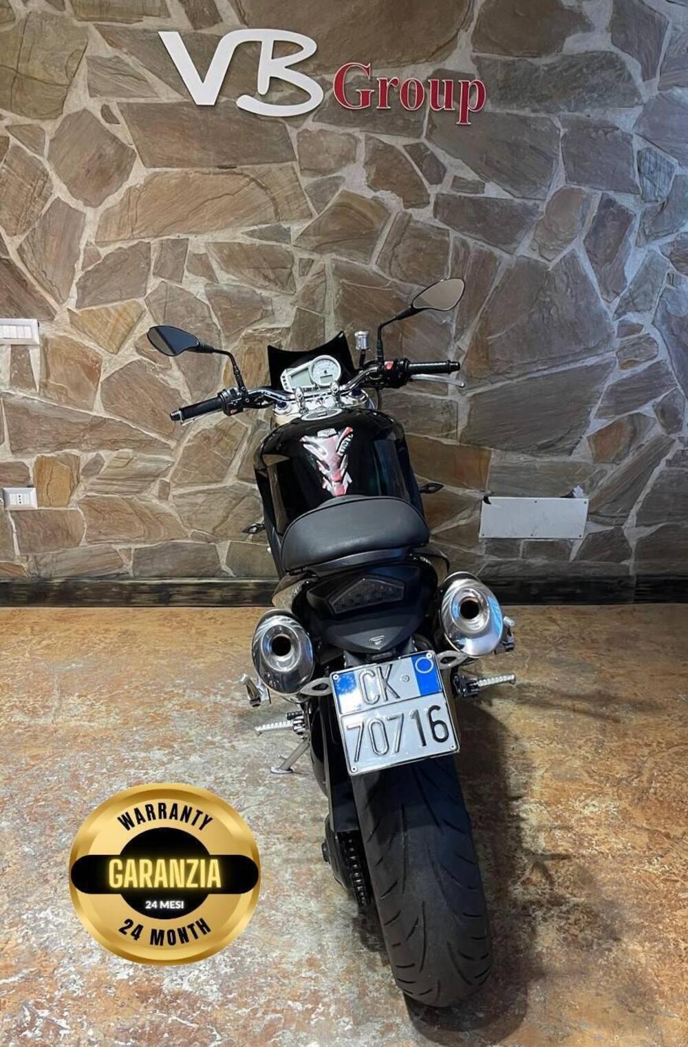 Triumph Speed Triple 1050 (2005 - 11) (7)