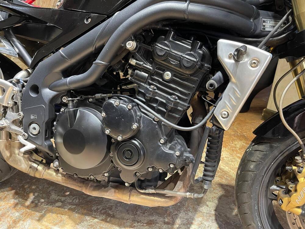 Triumph Speed Triple 1050 (2005 - 11) (15)