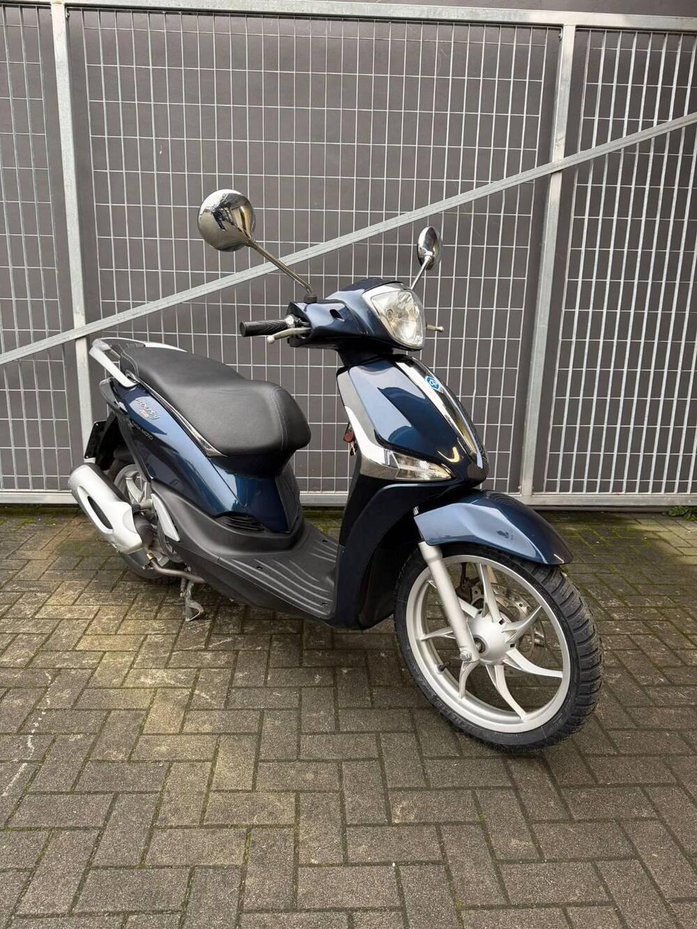 Piaggio Liberty 150 i-get ABS (2016) (3)