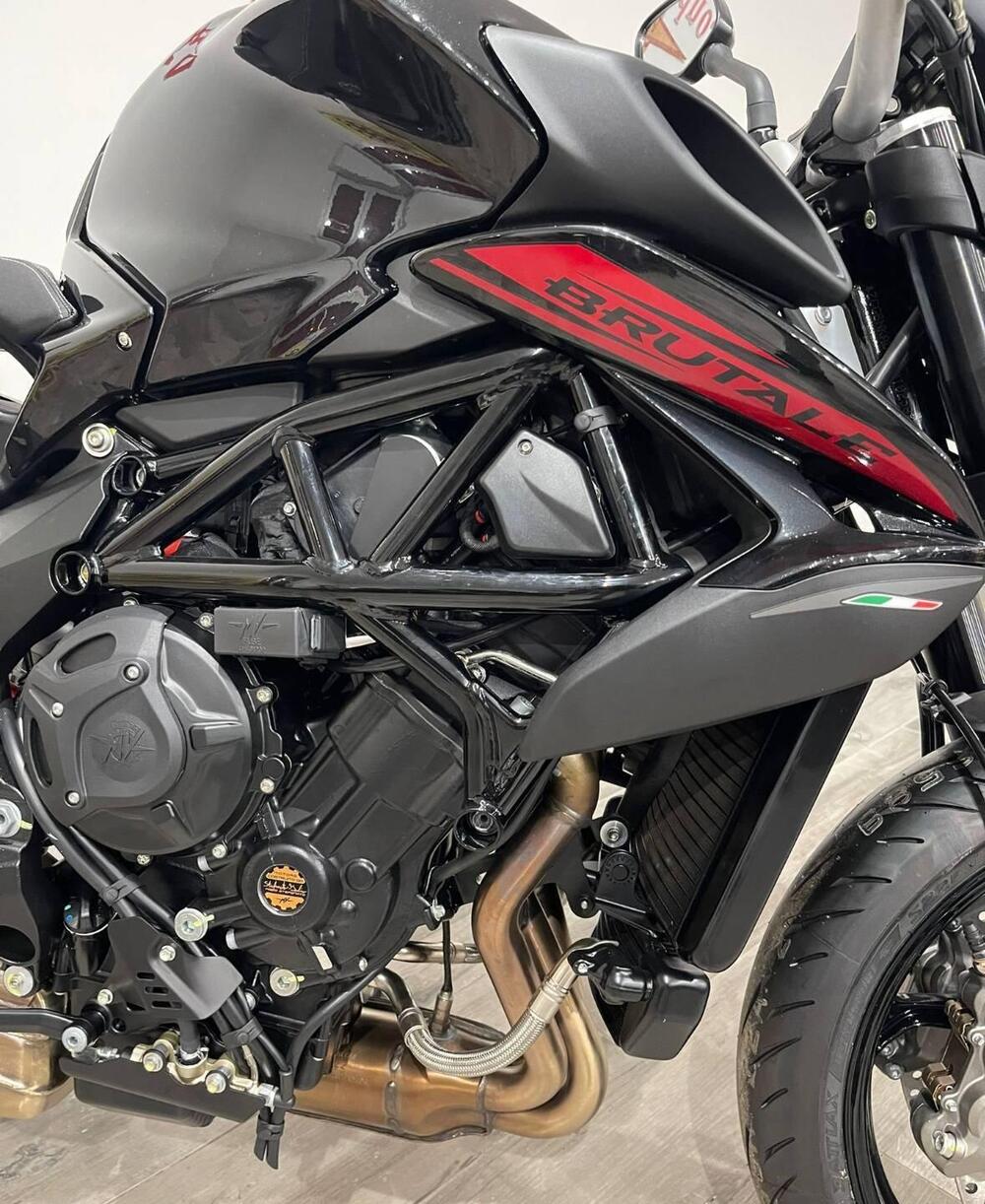 MV Agusta Brutale 800 R (2023 - 25) (18)