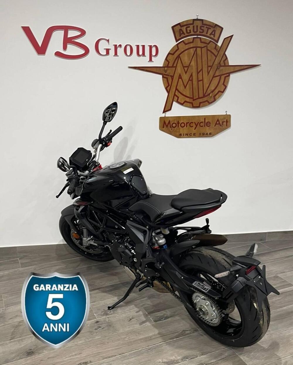 MV Agusta Brutale 800 R (2023 - 25) (7)