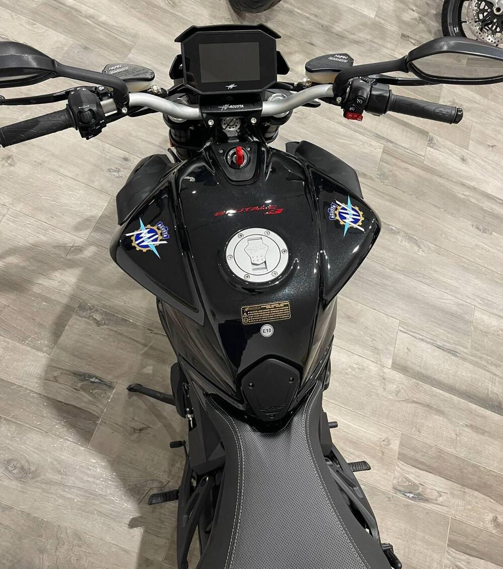 MV Agusta Brutale 800 R (2023 - 25) (8)