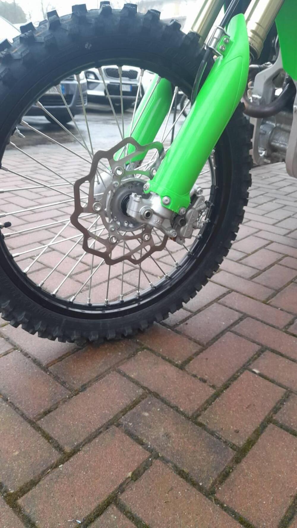 Kawasaki KX 250 (2025) (4)