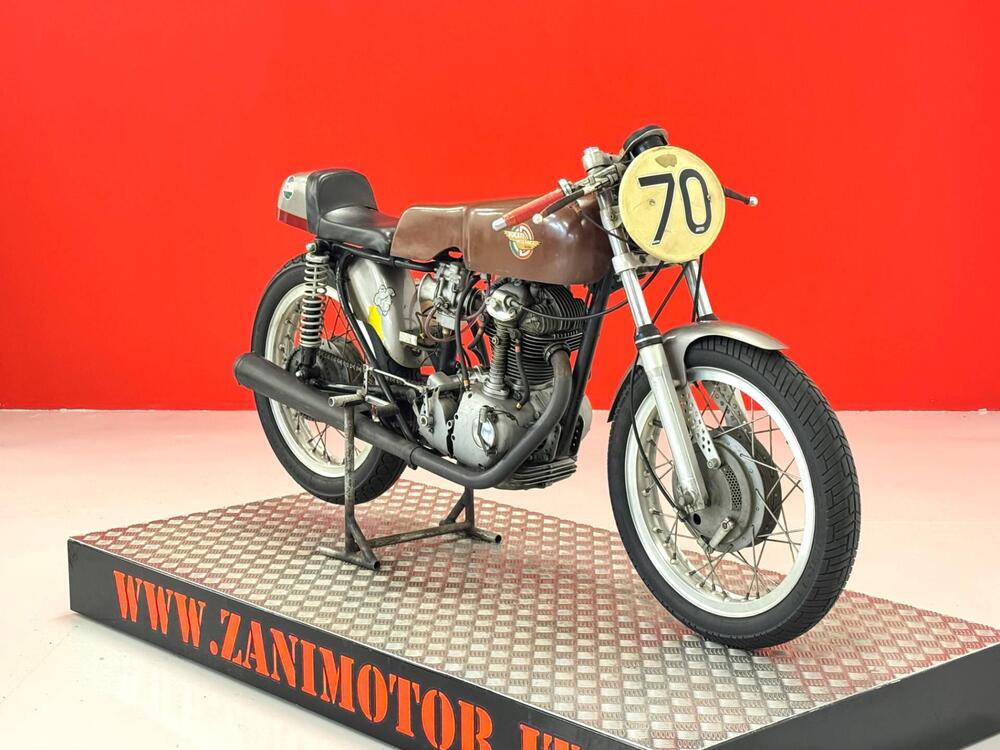 Ducati 250 CORSA (2)