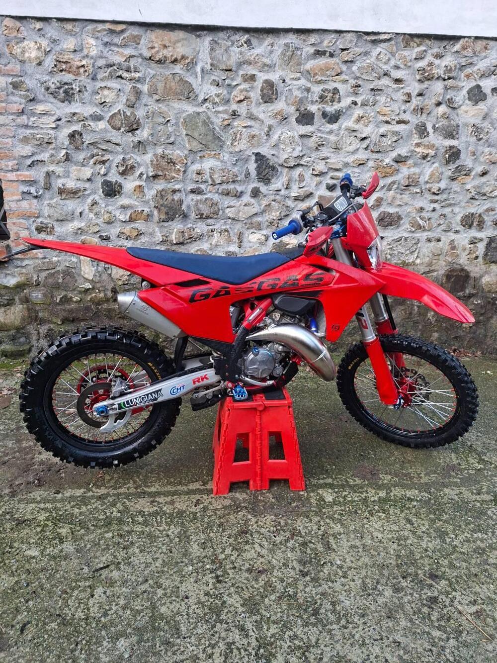 GASGAS EC 125 (2025) (2)