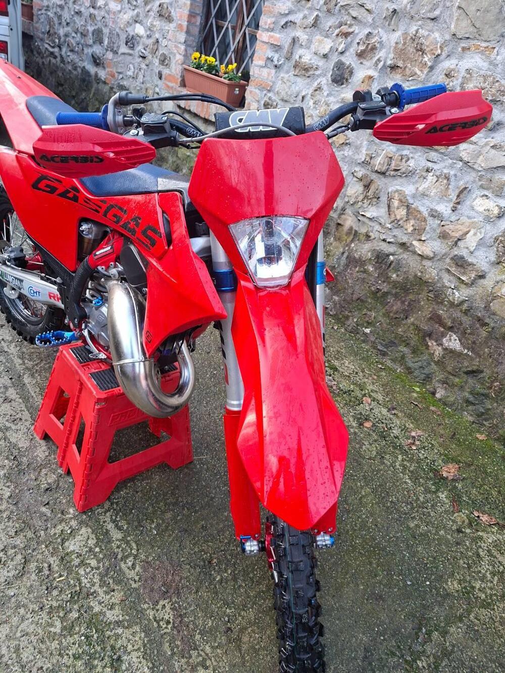 GASGAS EC 125 (2025) (3)