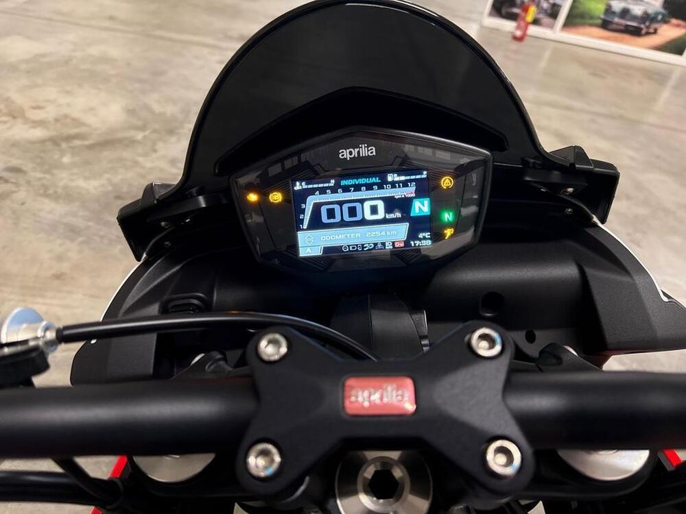 Aprilia Tuono 660 Factory (2022 - 24) (6)
