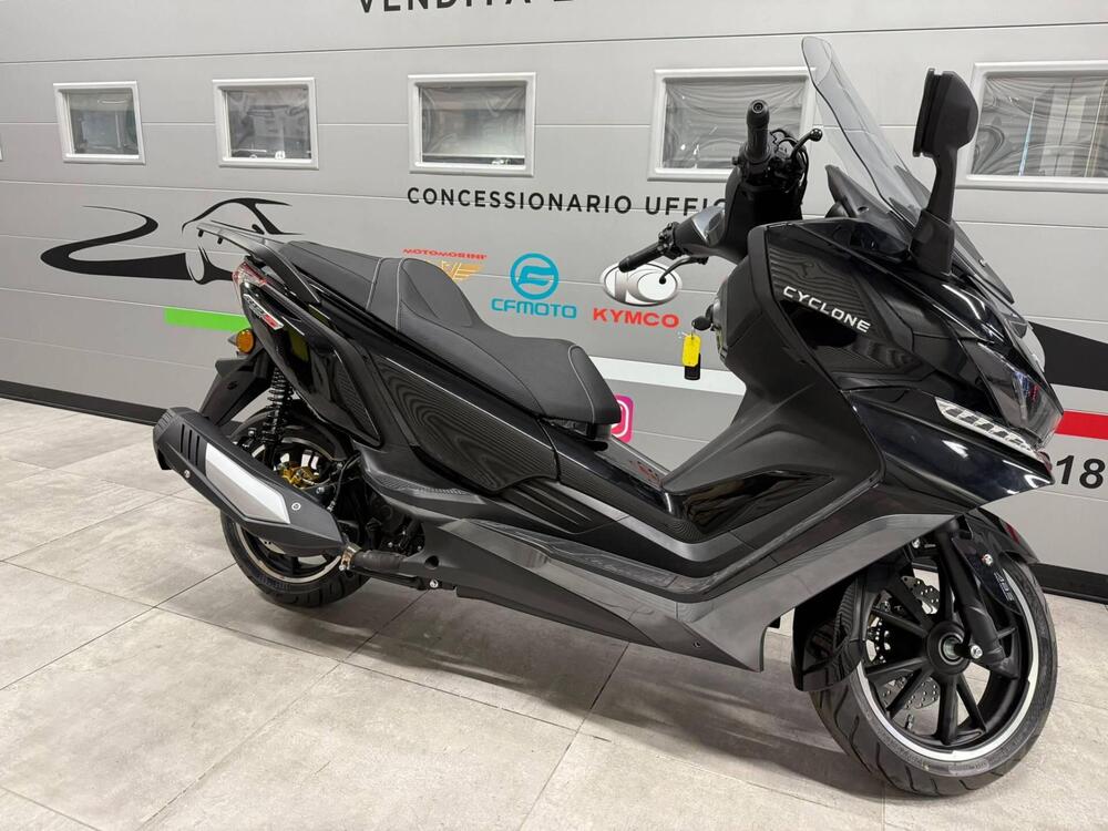 Cyclone RT3S (2025 - 26) (4)