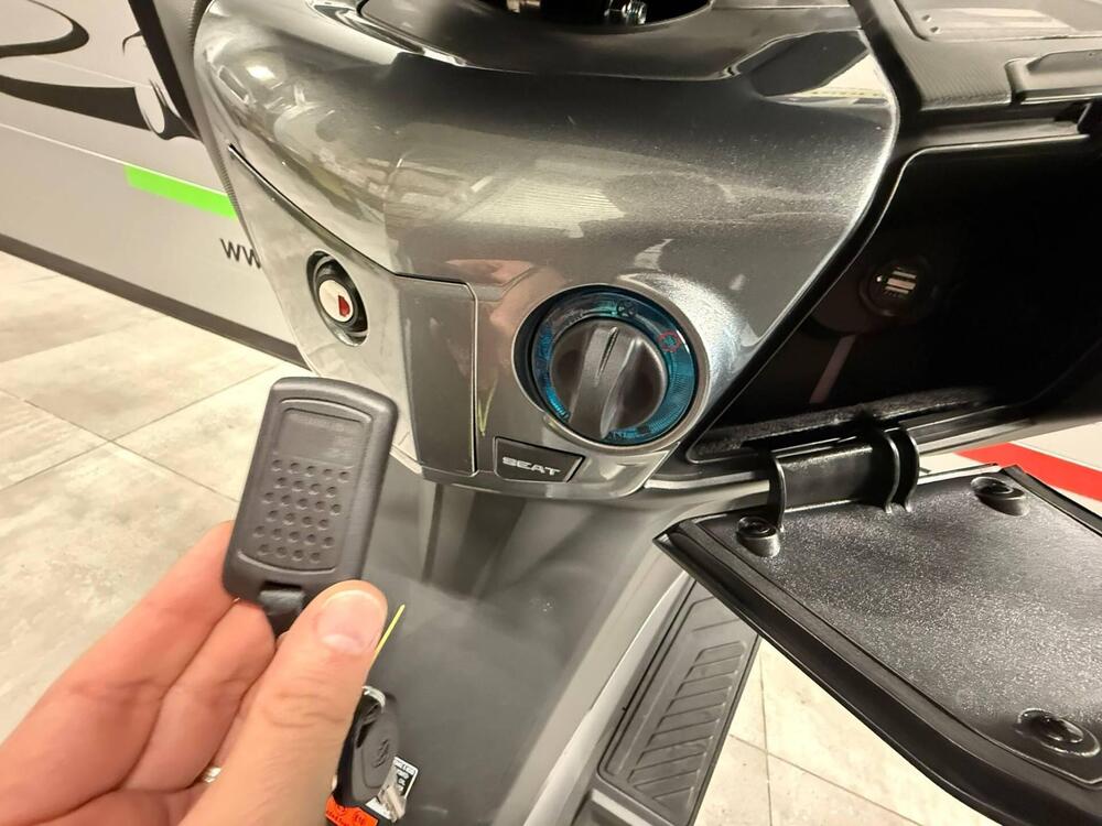 Cyclone RT3S (2025 - 26) (18)