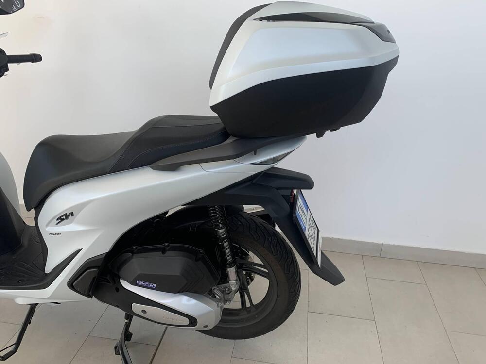 Honda SH 150i (2024 - 25) (9)