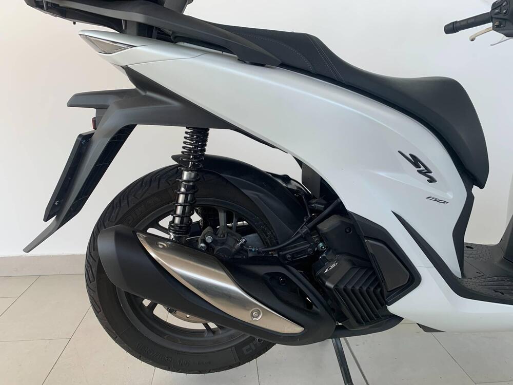 Honda SH 150i (2024 - 25) (8)