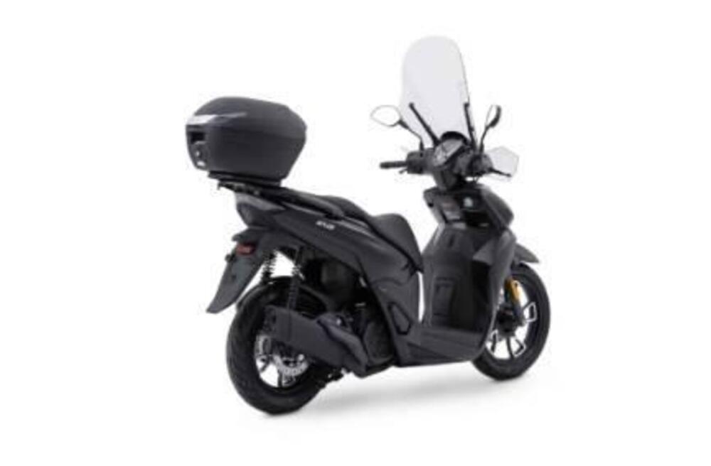 Voge Sfida SR16 200 (2025 - 26) (9)