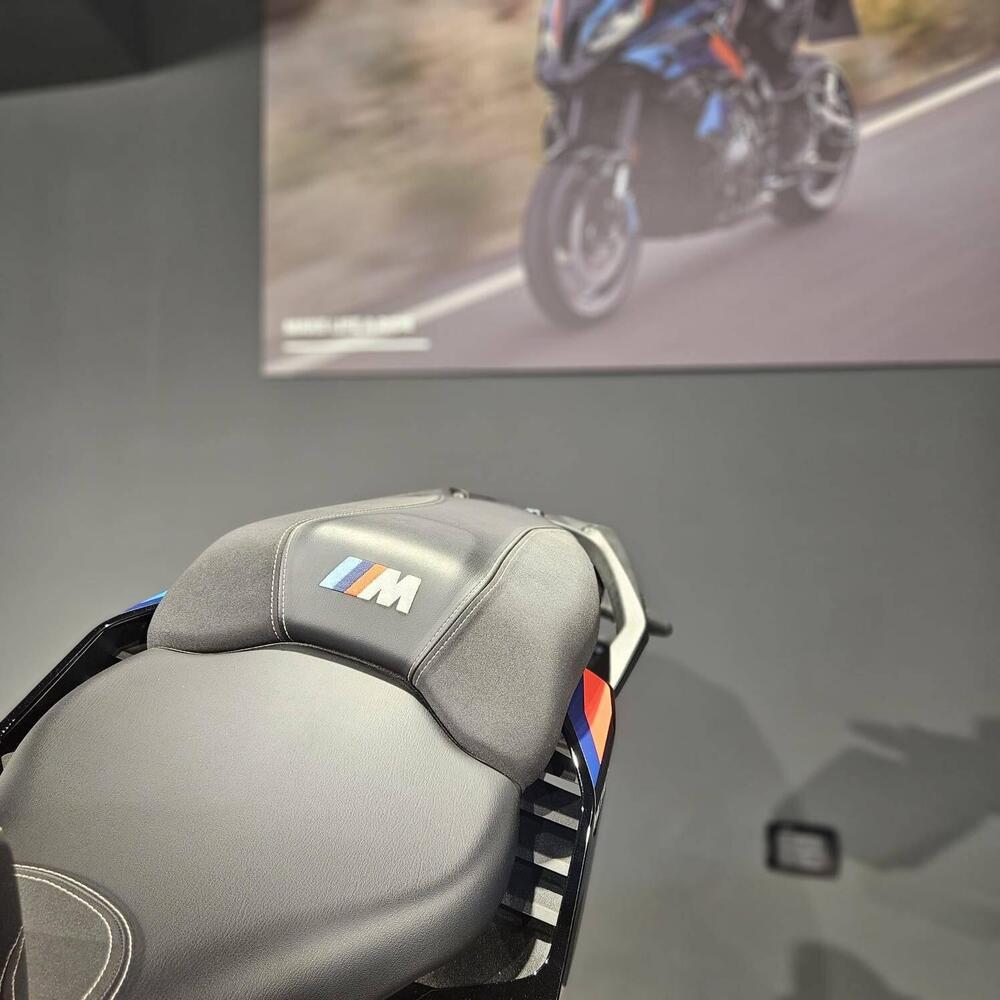 Bmw M 1000 XR (2024 - 26) (12)