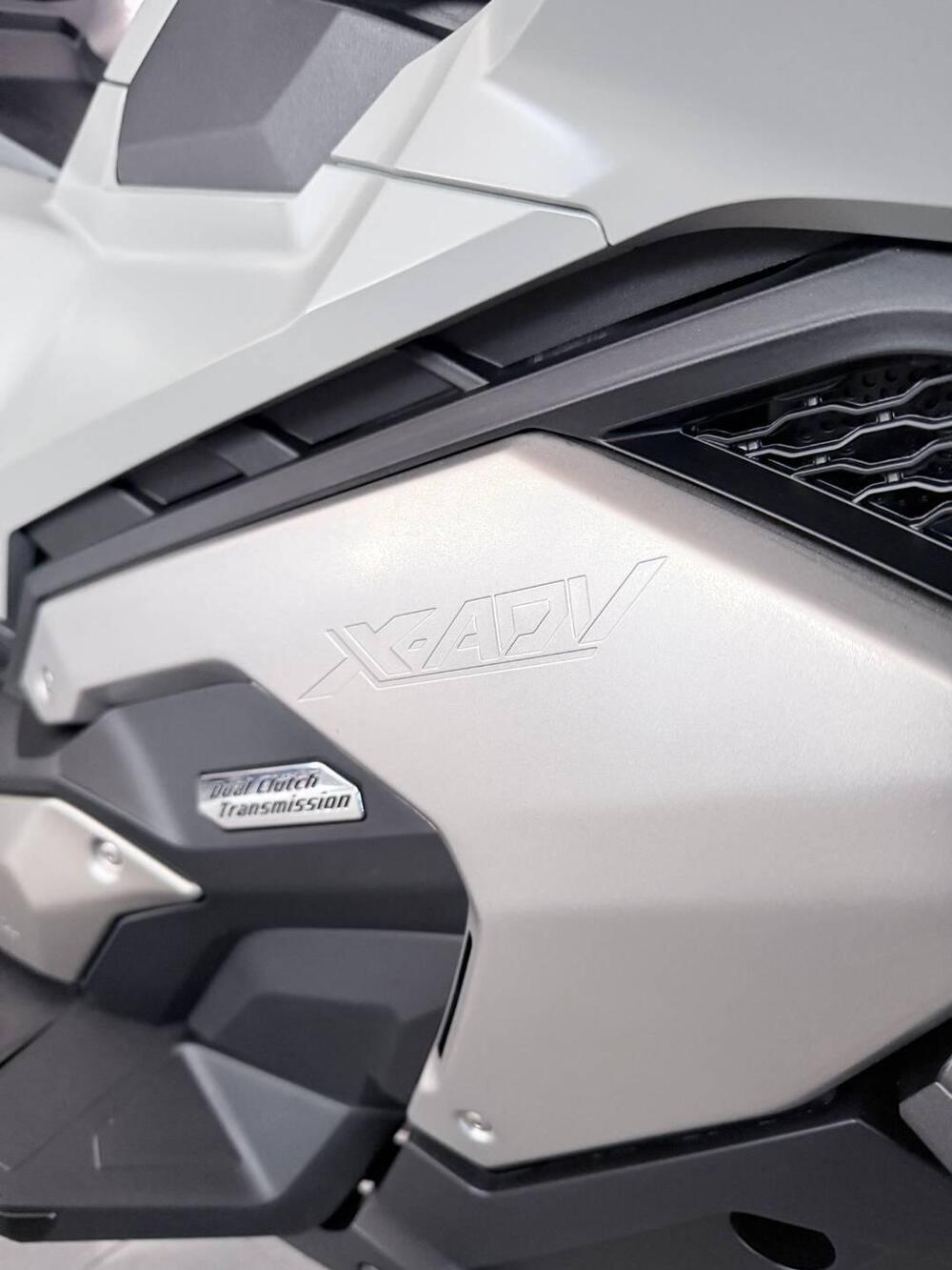 Honda X-ADV 750 DCT (2021 - 24) (3)