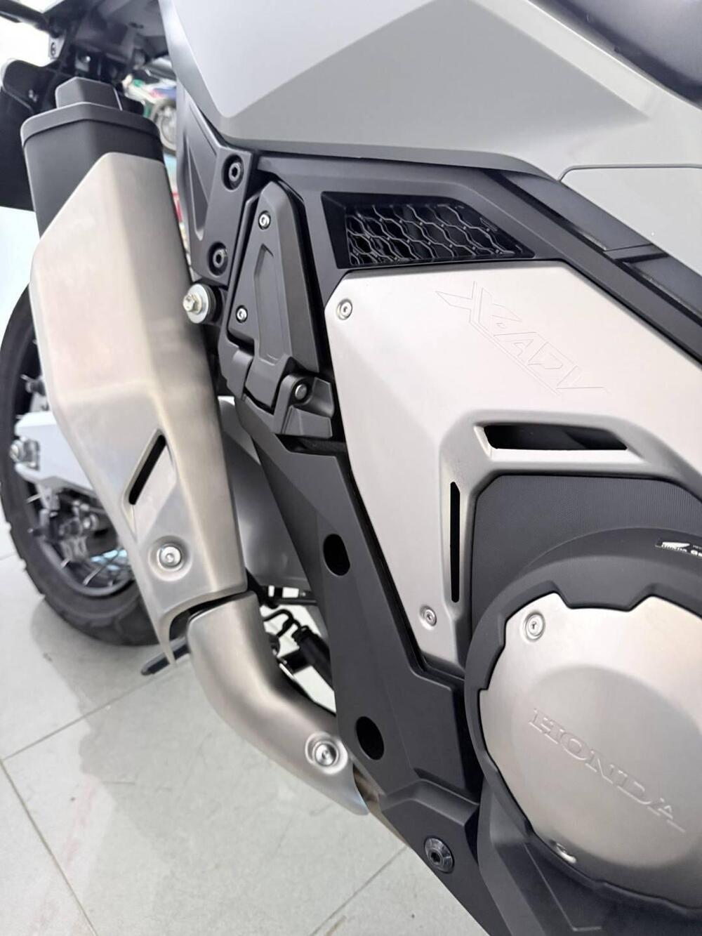 Honda X-ADV 750 DCT (2021 - 24) (5)