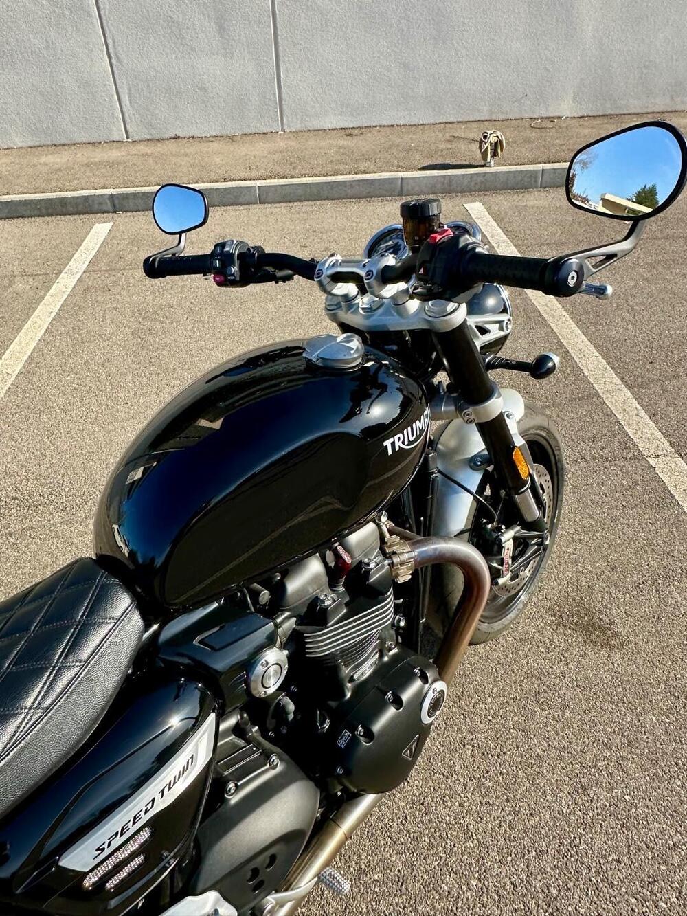 Triumph Speed Twin 1200 (2021 - 24) (8)