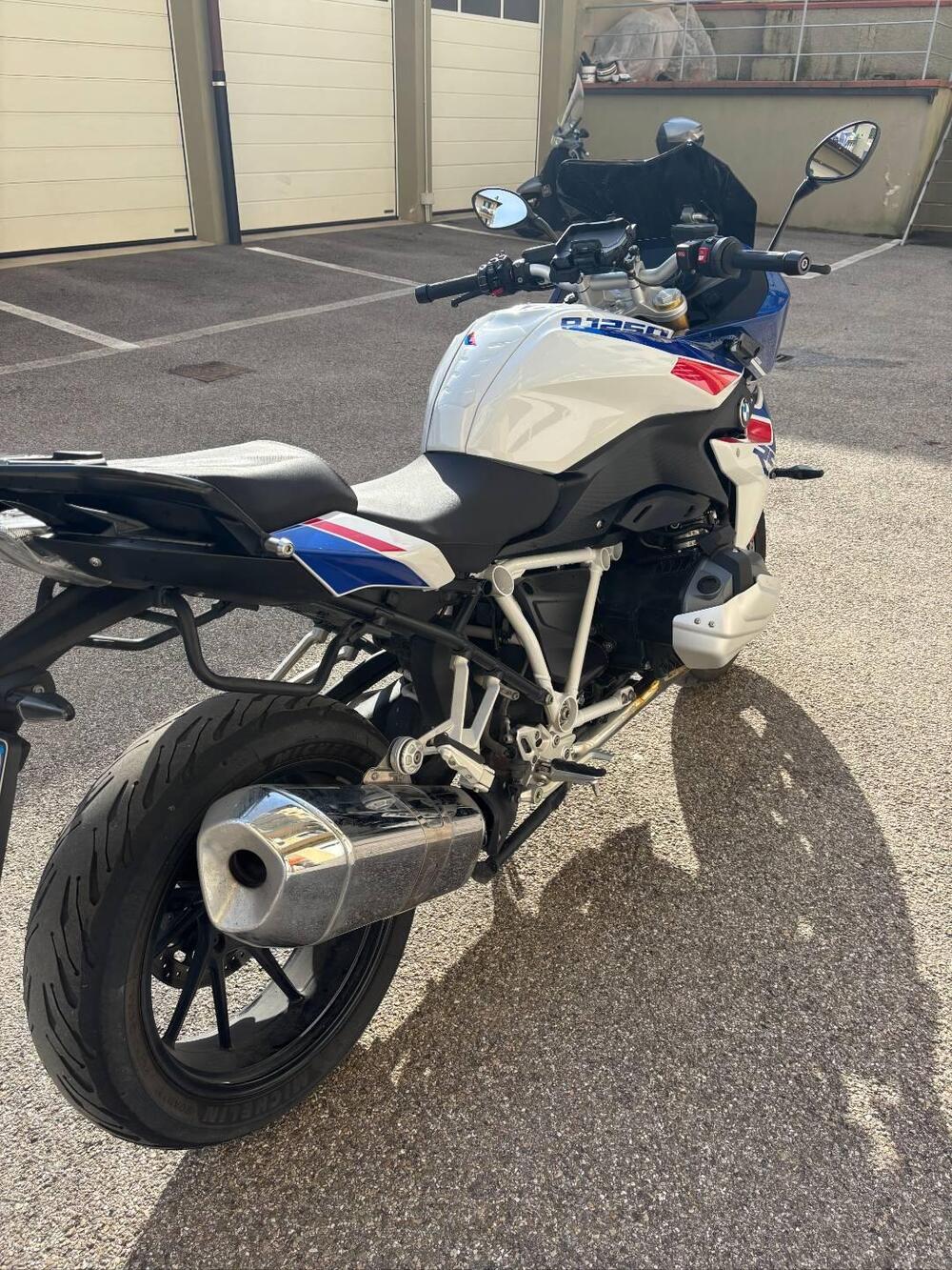 Bmw R 1250 RS (2021 - 25) (2)