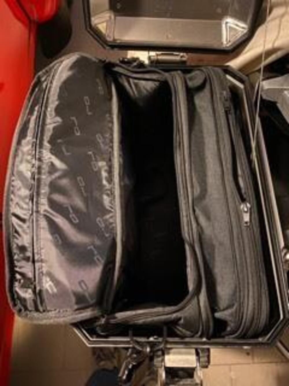 Borsa interna per valigia laterale e giacca D DRY Oj Atmosfere Metropolitane (4)