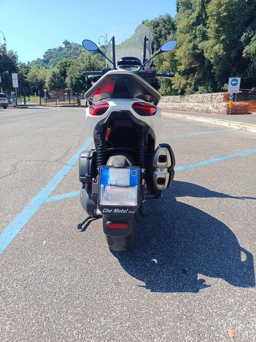 Piaggio Beverly 400 ABS-ASR (2021 - 24) (5)