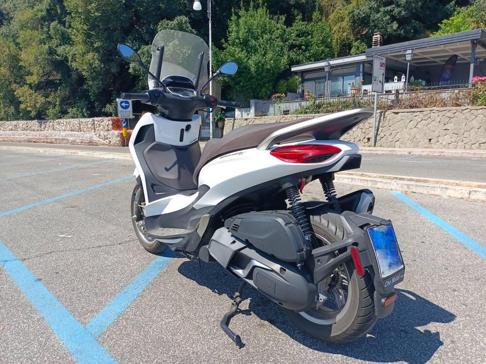 Piaggio Beverly 400 ABS-ASR (2021 - 24) (6)