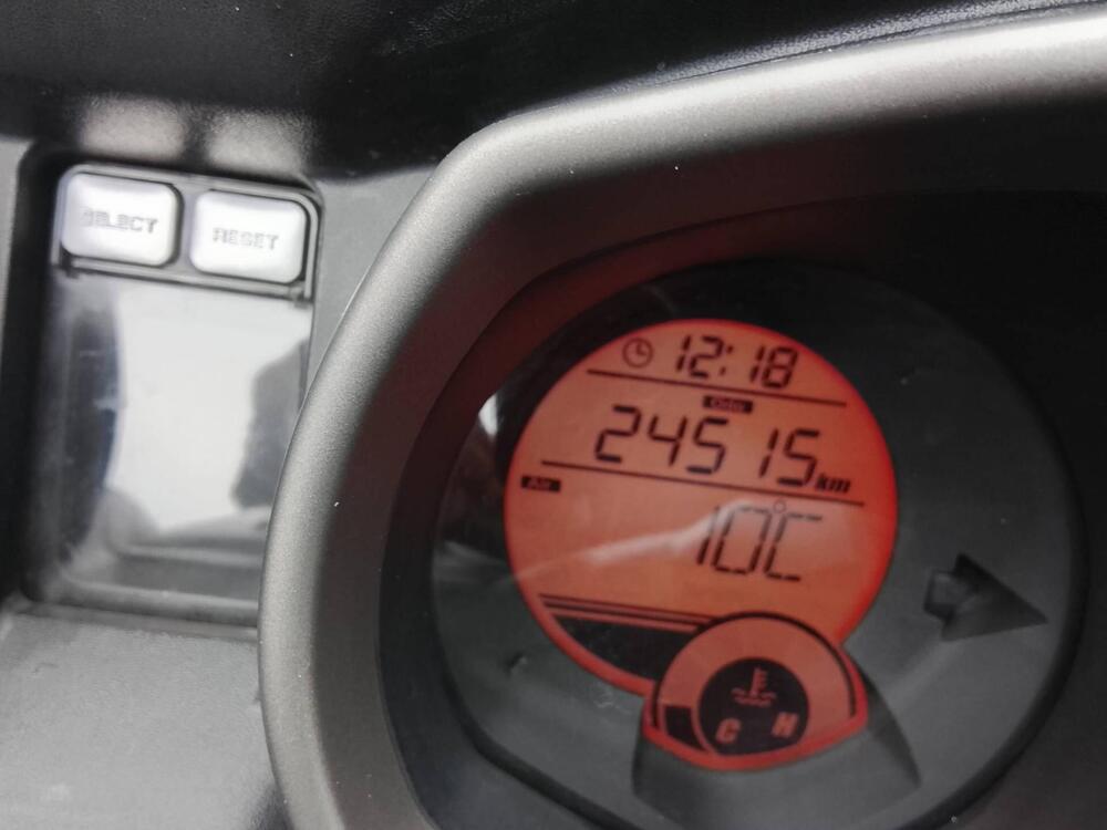 Yamaha X-Max 250 ABS (2014 - 16) (5)