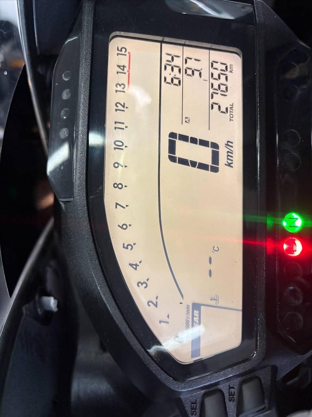 Honda CBR 1000 RR Fireblade (2012 - 16) (3)