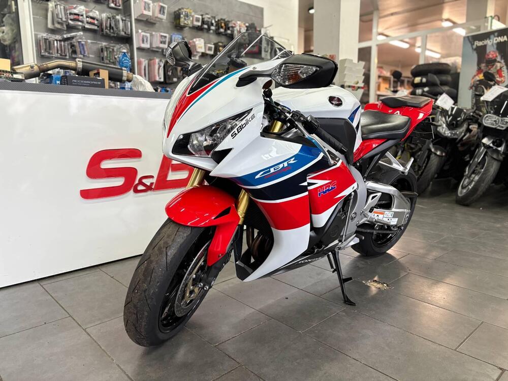 Honda CBR 1000 RR Fireblade (2012 - 16) (4)