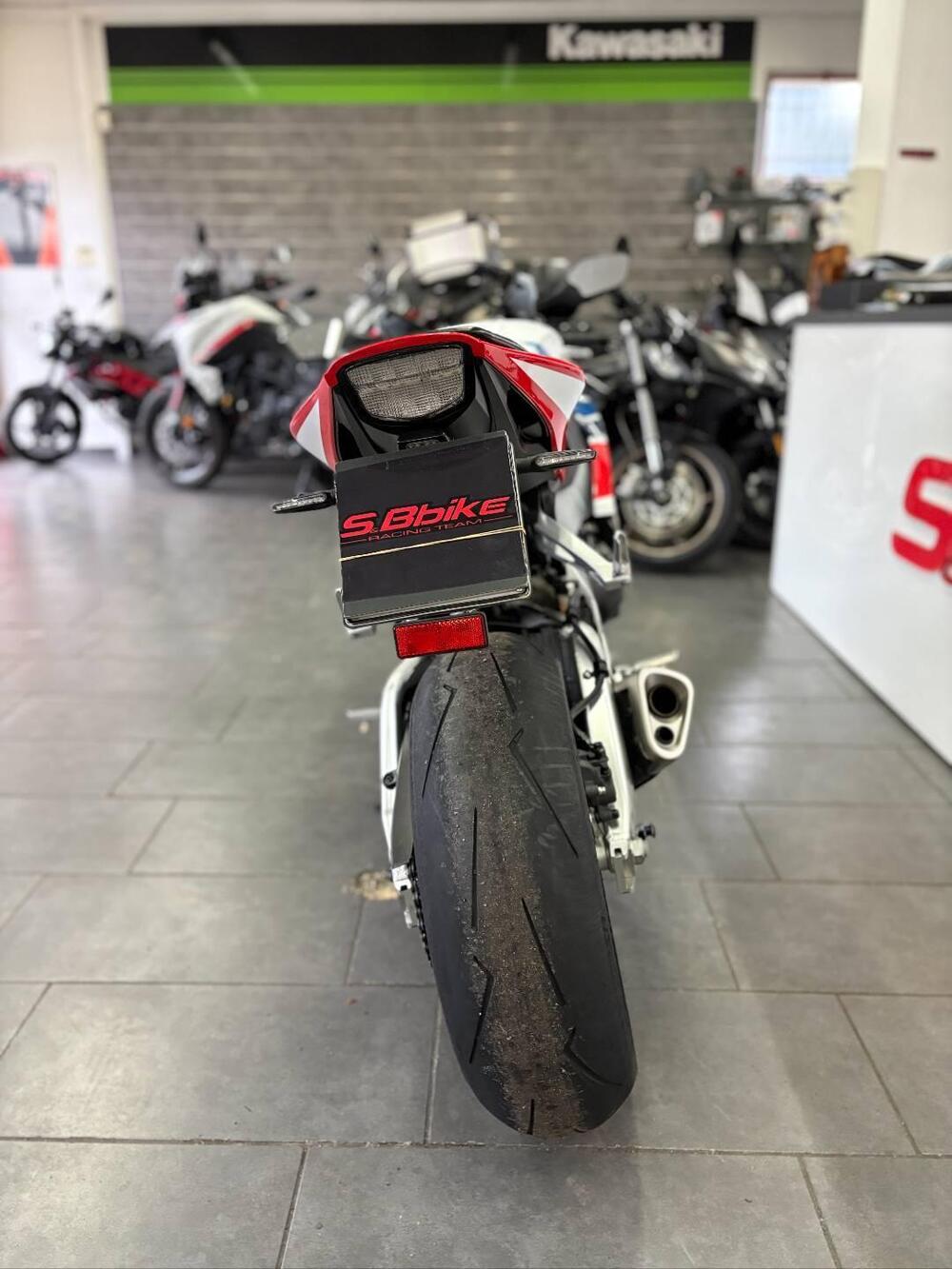 Honda CBR 1000 RR Fireblade (2012 - 16) (6)