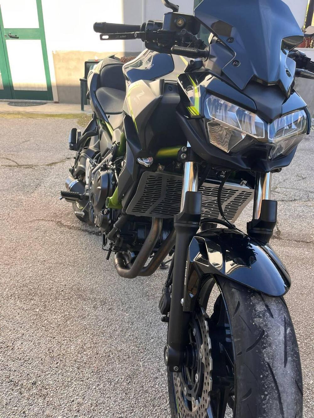 Kawasaki Z 650 (2021 - 24) (2)