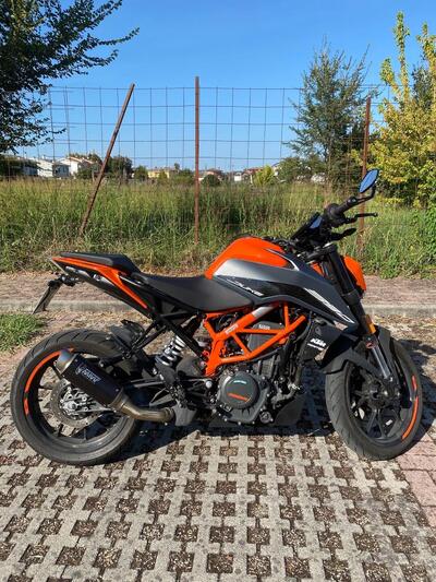 KTM 390 Duke (2021 - 23) usata