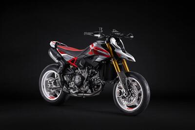 Ducati Hypermotard V2 SP (2026) nuova