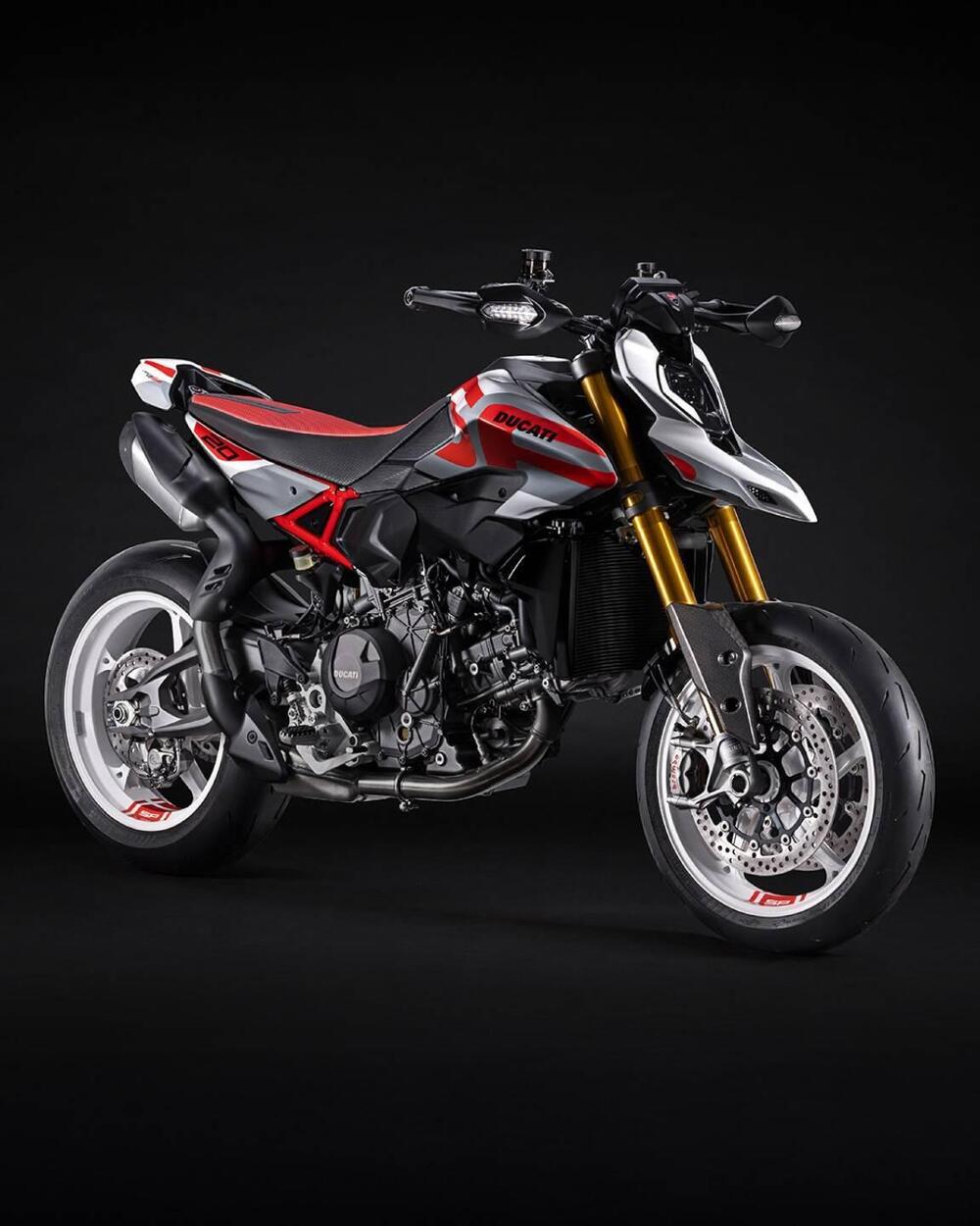 Ducati Hypermotard V2 SP (2026) (9)